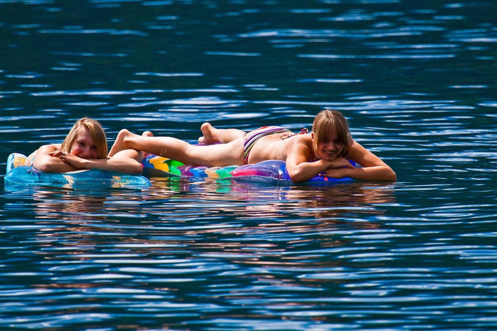 Ferienwohnungen Seerose direkt am See Millstatt am See Exterior foto